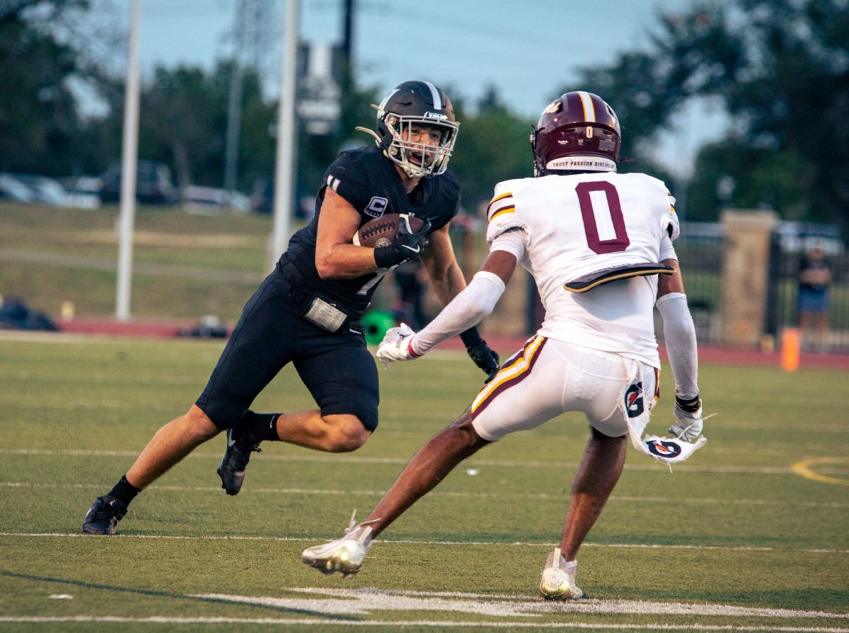 Fournier beats the Dripping Springs defender for a touchdown in his senior season. The Vipers beat the Tigers 31-14 to start the year.