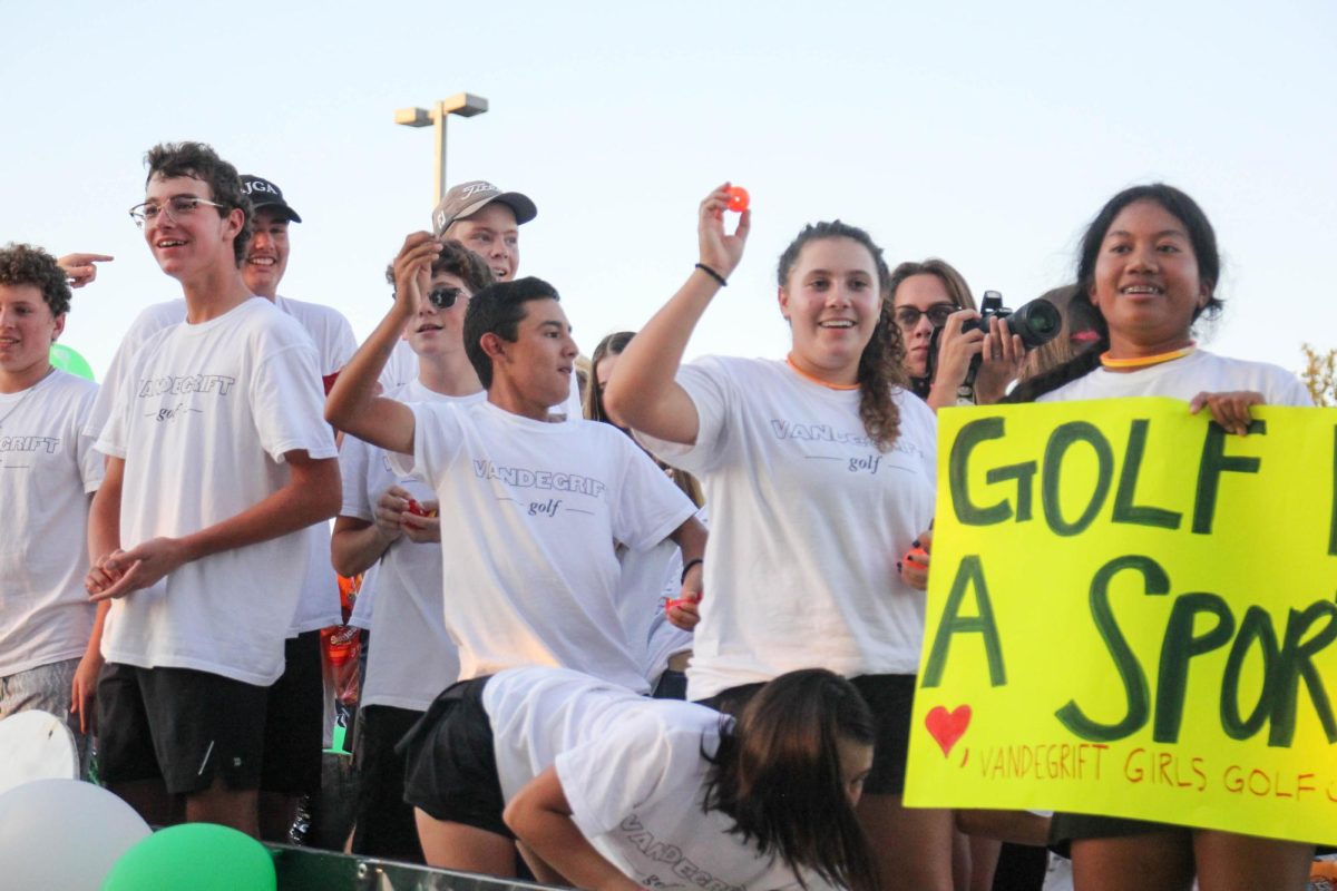 Orozco, Cristina_HOCO Parade_10-21-211_21